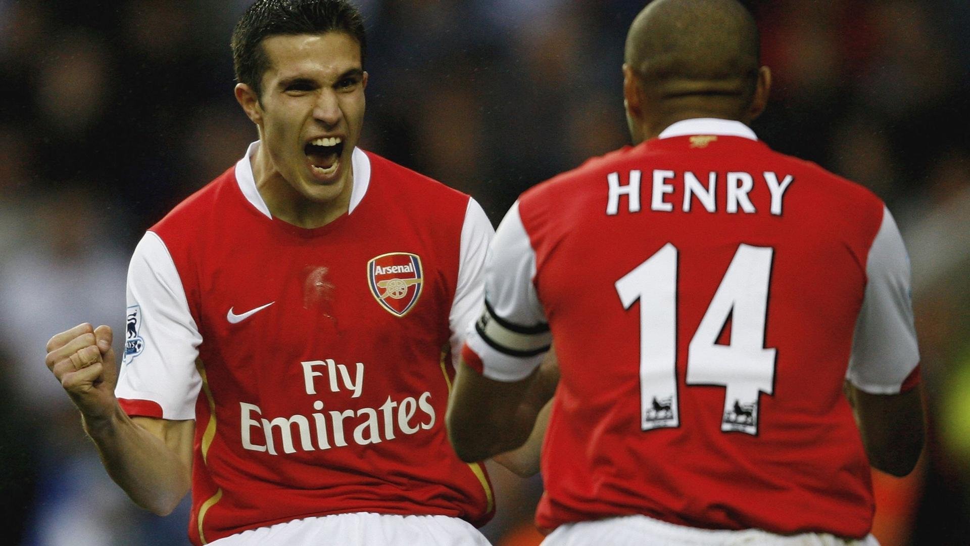 欧洲豪门交锋，火爆场面震撼全场！，欧洲豪门队